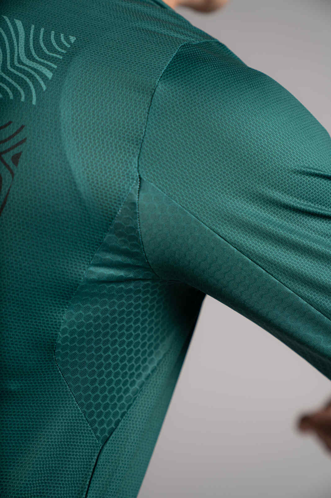Men's Green Blue Long Sleeve MTB Jersey - Mesh Underarm Fabric