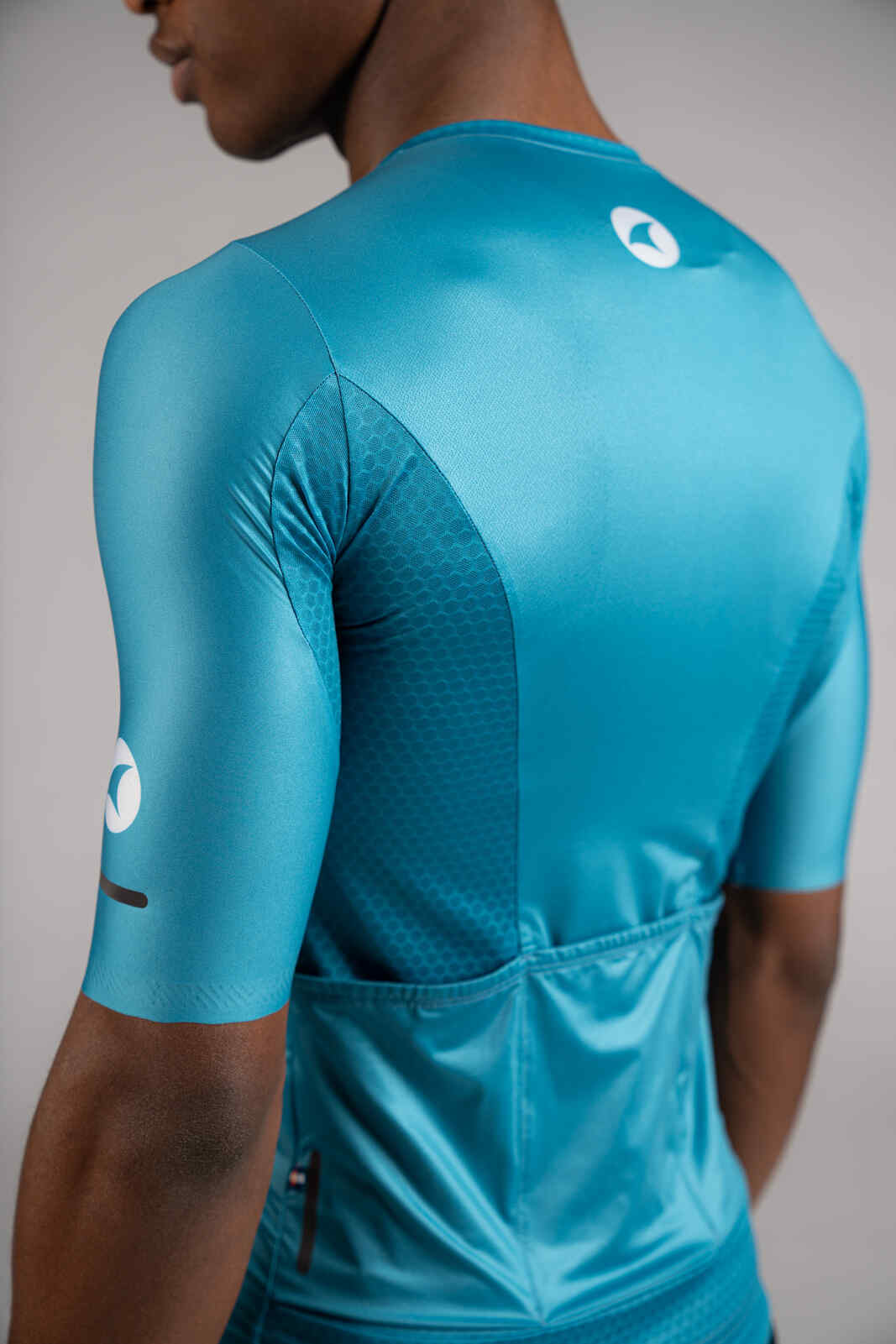 Men's Summit Aero Light Blue Cycling Jersey - Mesh Underarm Fabric
