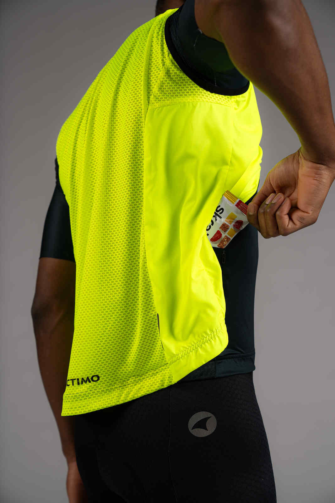 Men's High-Viz Yellow Packable Cycling Wind Vest - Back Pocket Access