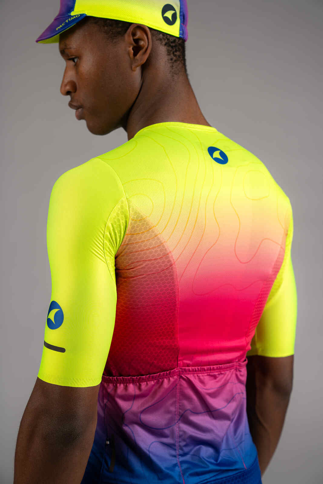Men's Summit Aero High-Viz Ombre Cycling Jersey - Underarm Mesh Fabric