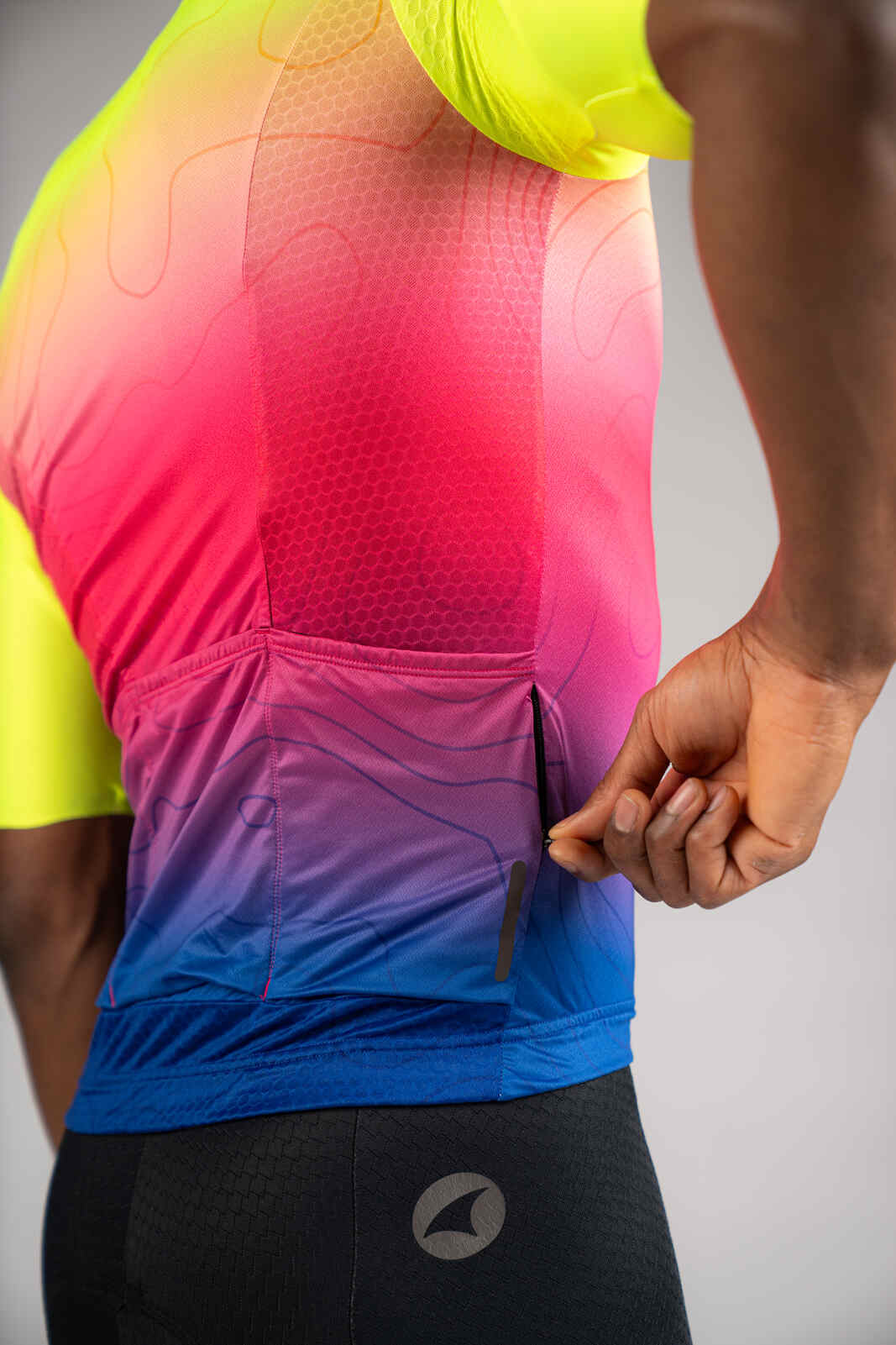 Men's Summit Aero High-Viz Ombre Cycling Jersey - Zippered Valuables Pocket