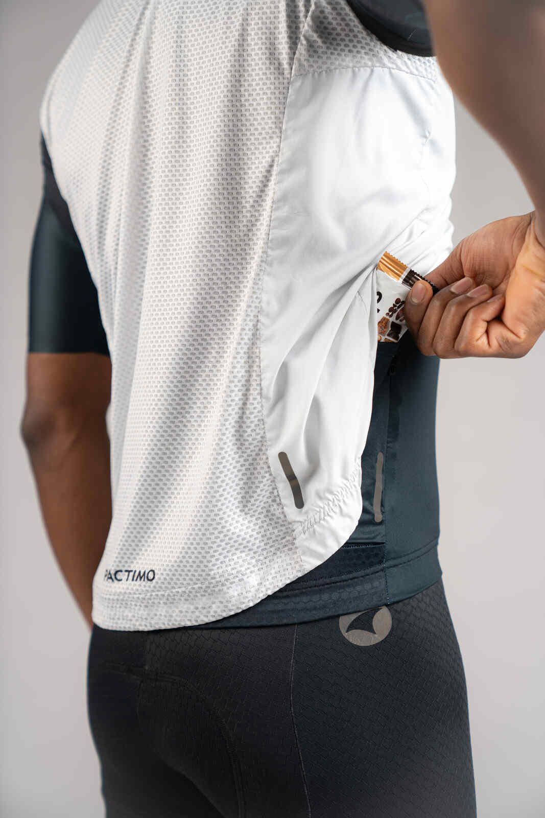 Men's White Packable Cycling Wind Vest - Back Pocket Access