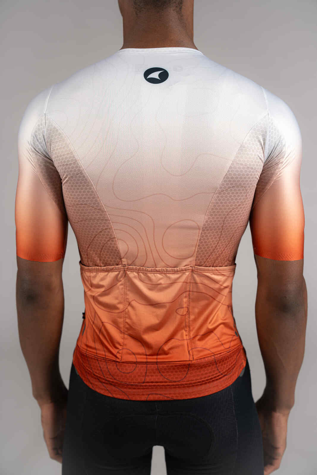 Men's Summit Aero Red Fade Cycling Jersey - Back Pockets