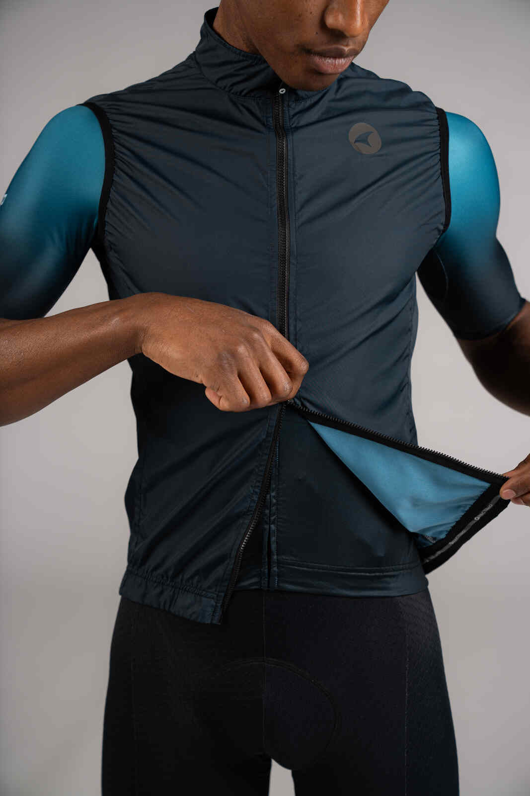 Men's Navy Blue Packable Cycling Wind Vest - Two-Way Zipper