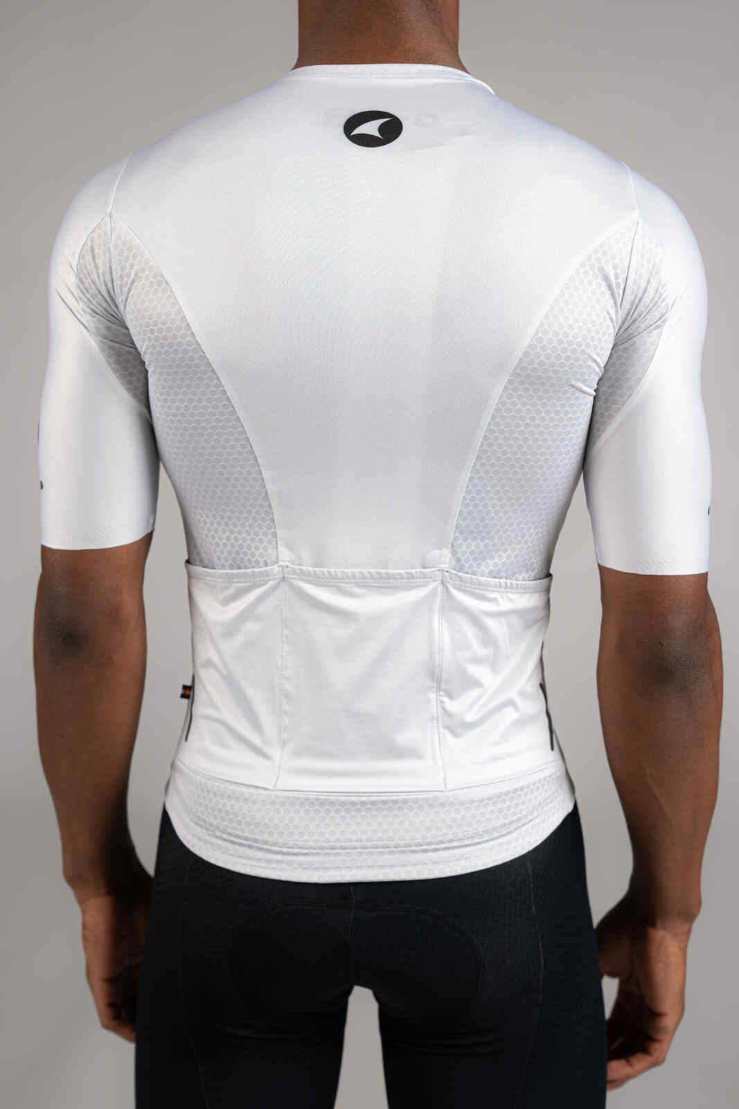 Men's Summit Aero White Cycling Jersey - Back Pockets