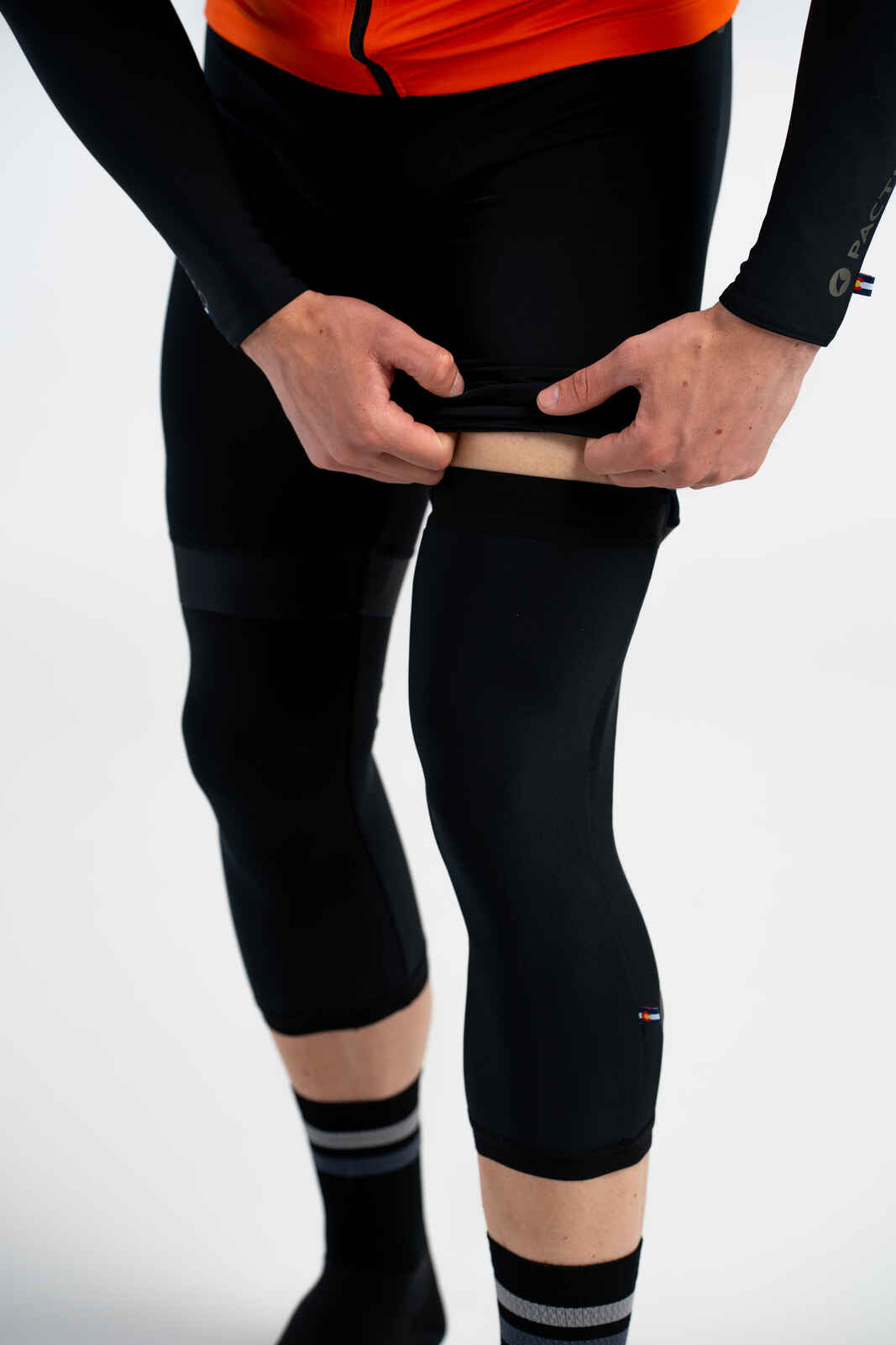 Water-Repelling Cycling Knee Warmers - Leg Band Detail
