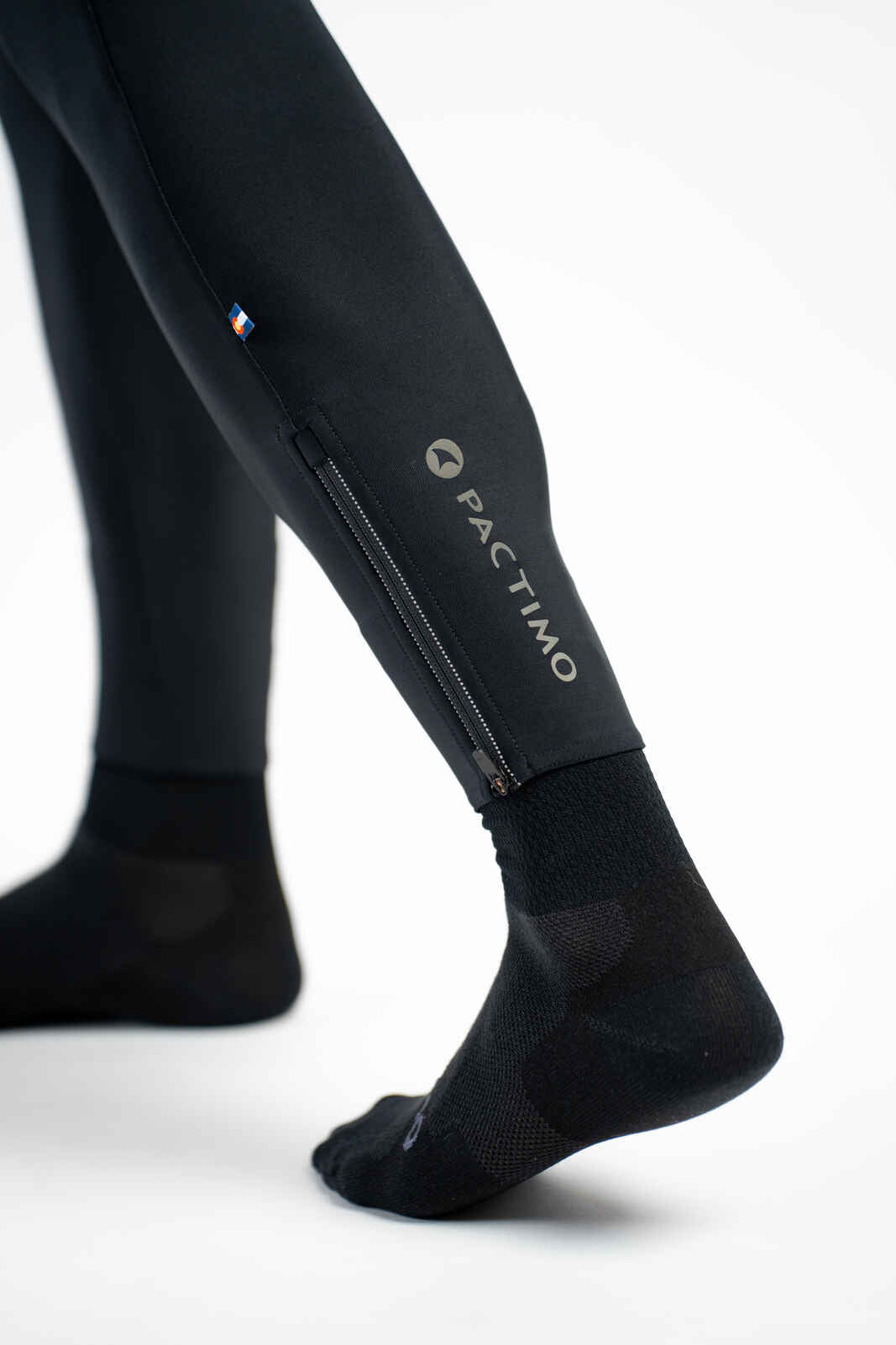 Water-Repelling Cycling Leg Warmers - Reflective Logo