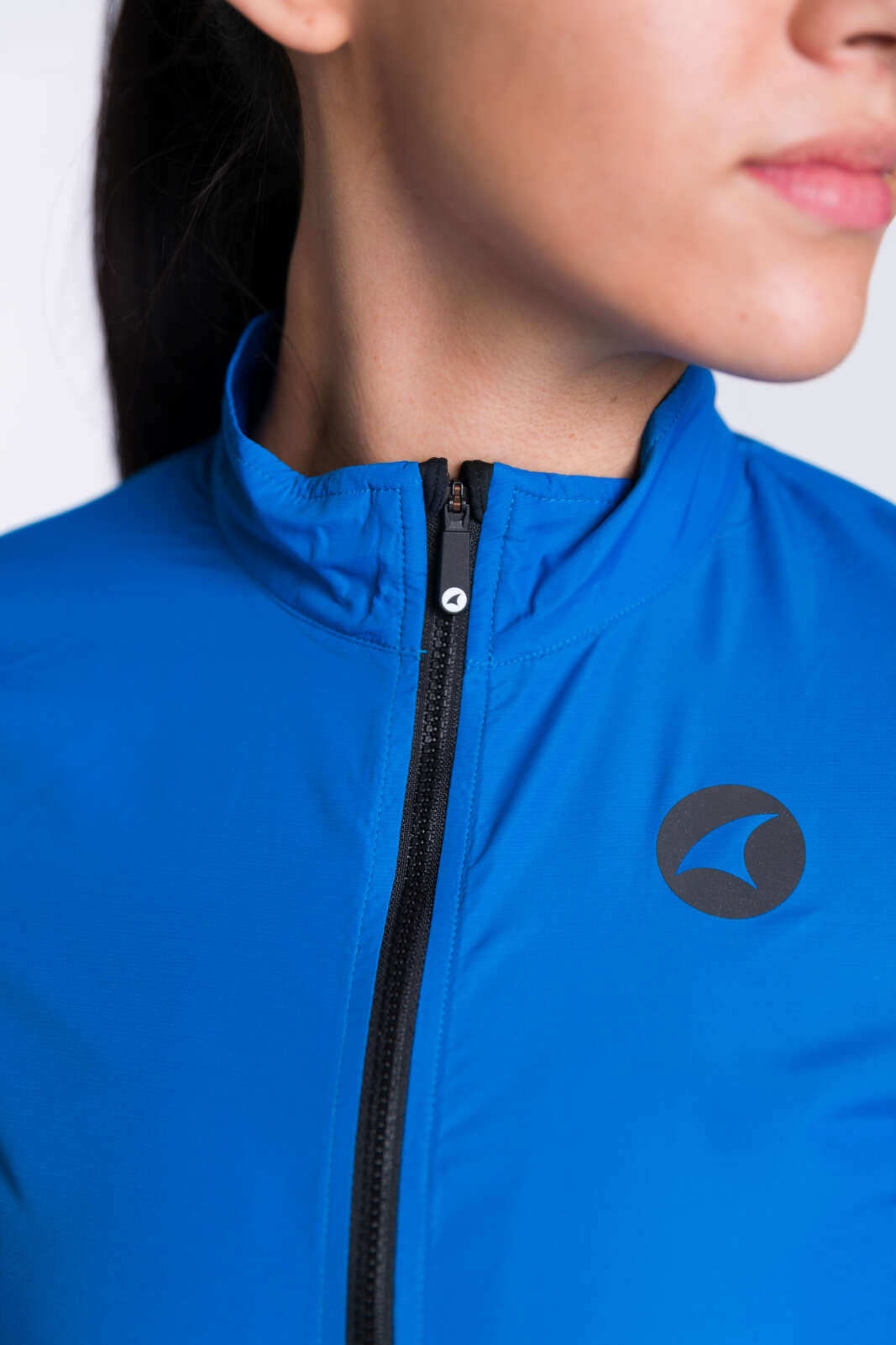 Women's Blue Divide Cycling Wind Vest - Collar