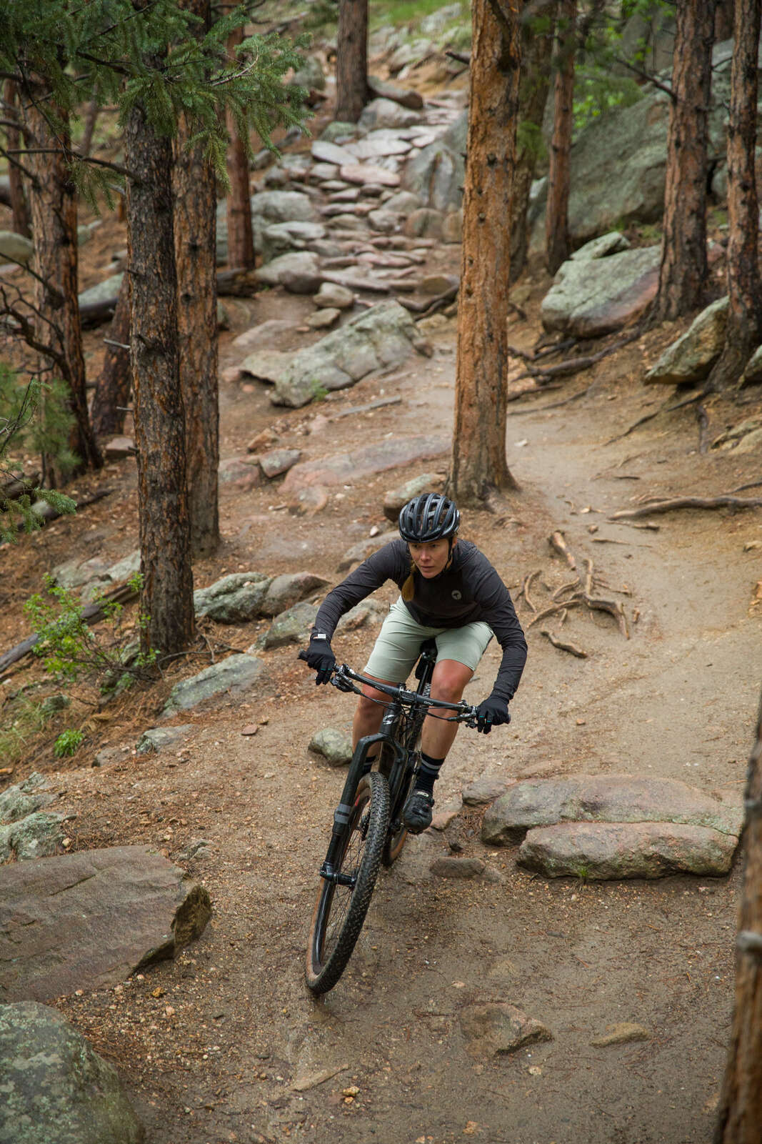 Women's Packable Wind & Water Resistant Cycling Jacket - On the Trail