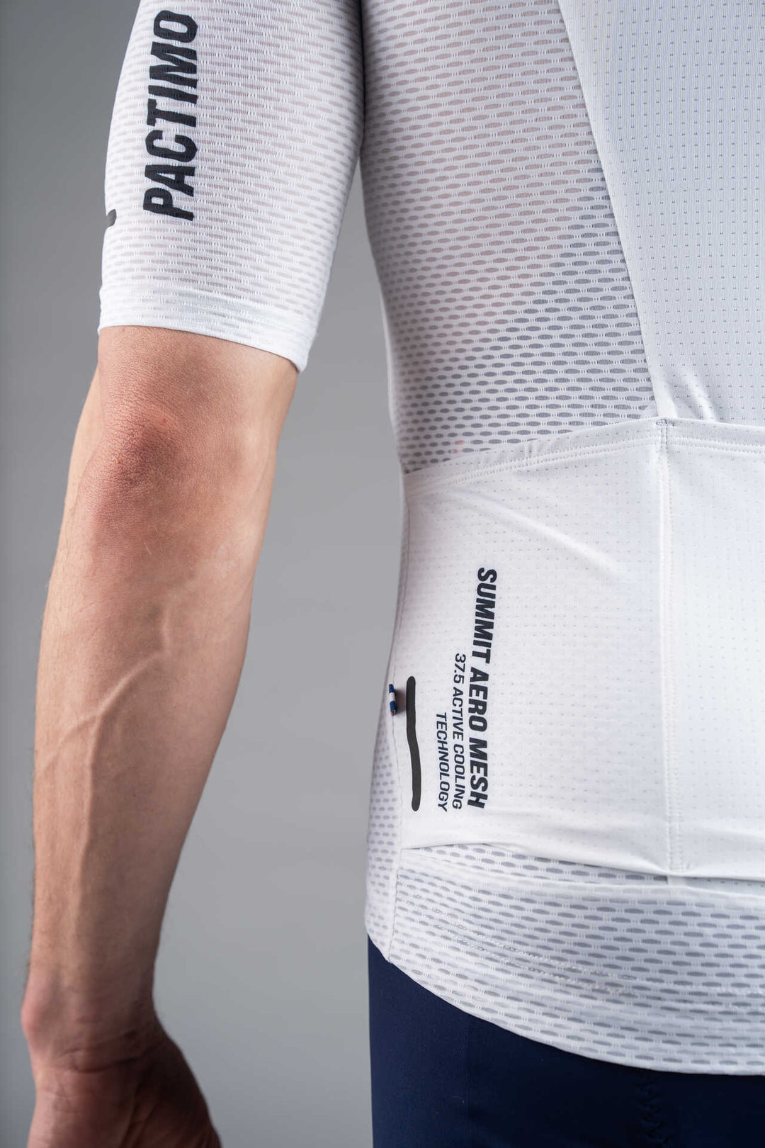 Men's White Summit Aero Mesh Cycling Jersey - Back Pocket 