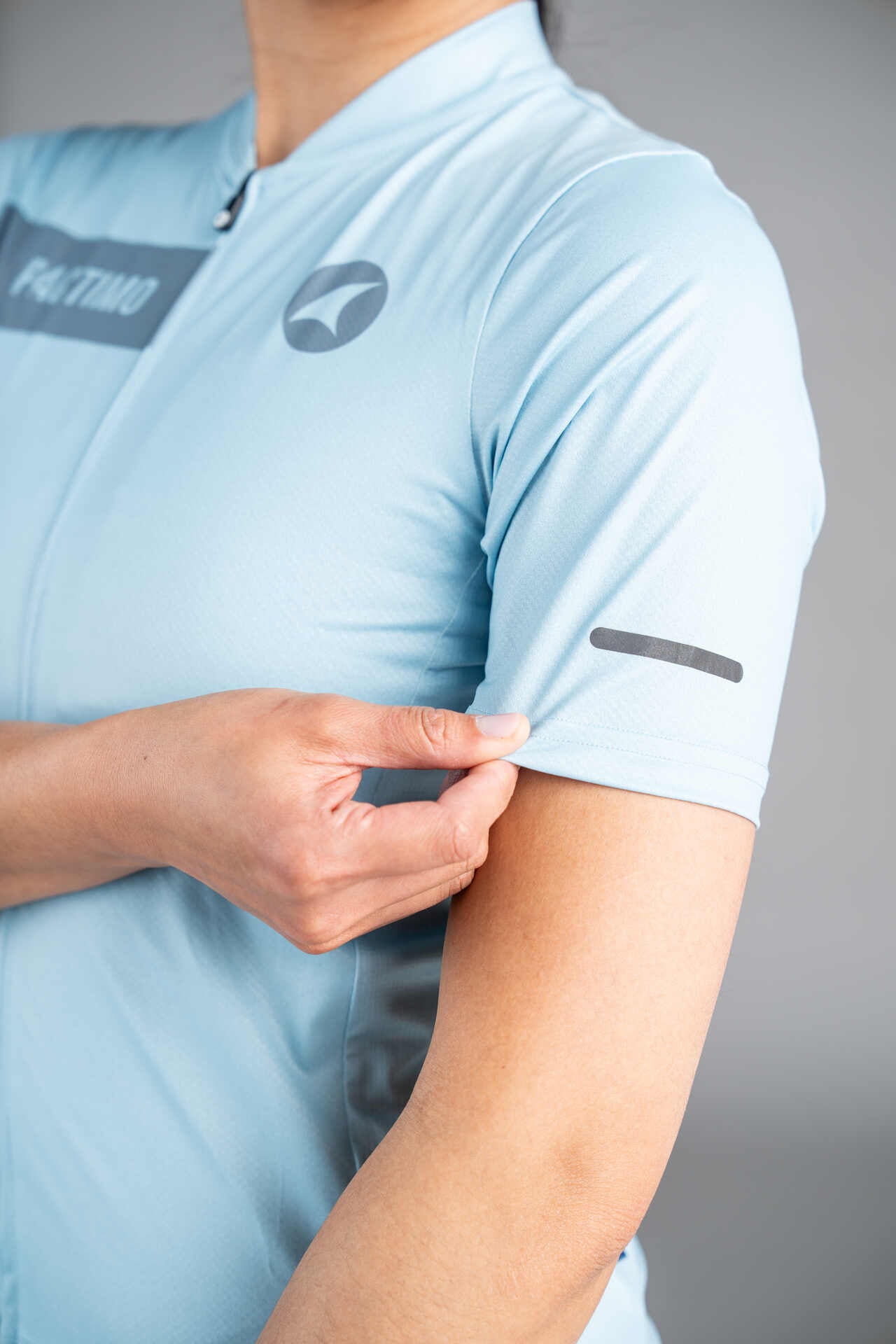 Women's Light Blue Ascent Cycling Jersey - Sleeve Close-Up