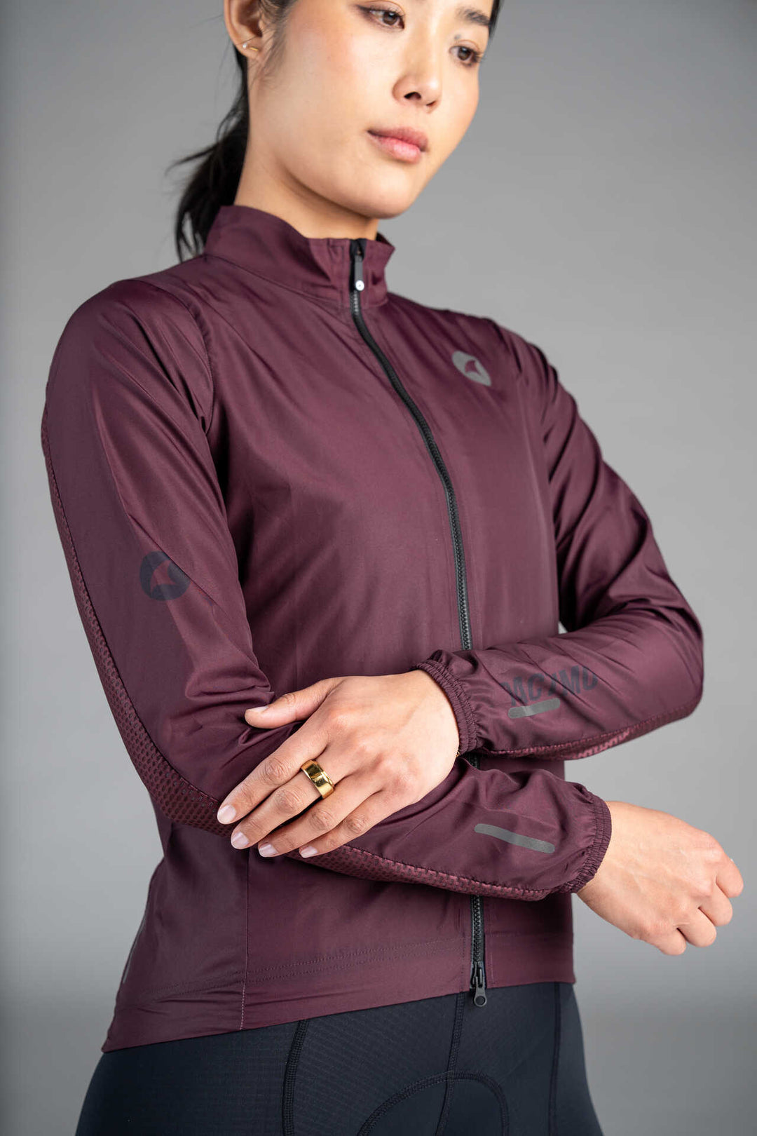Women's Burgundy Packable Cycling Wind Jacket - Front Sleeves