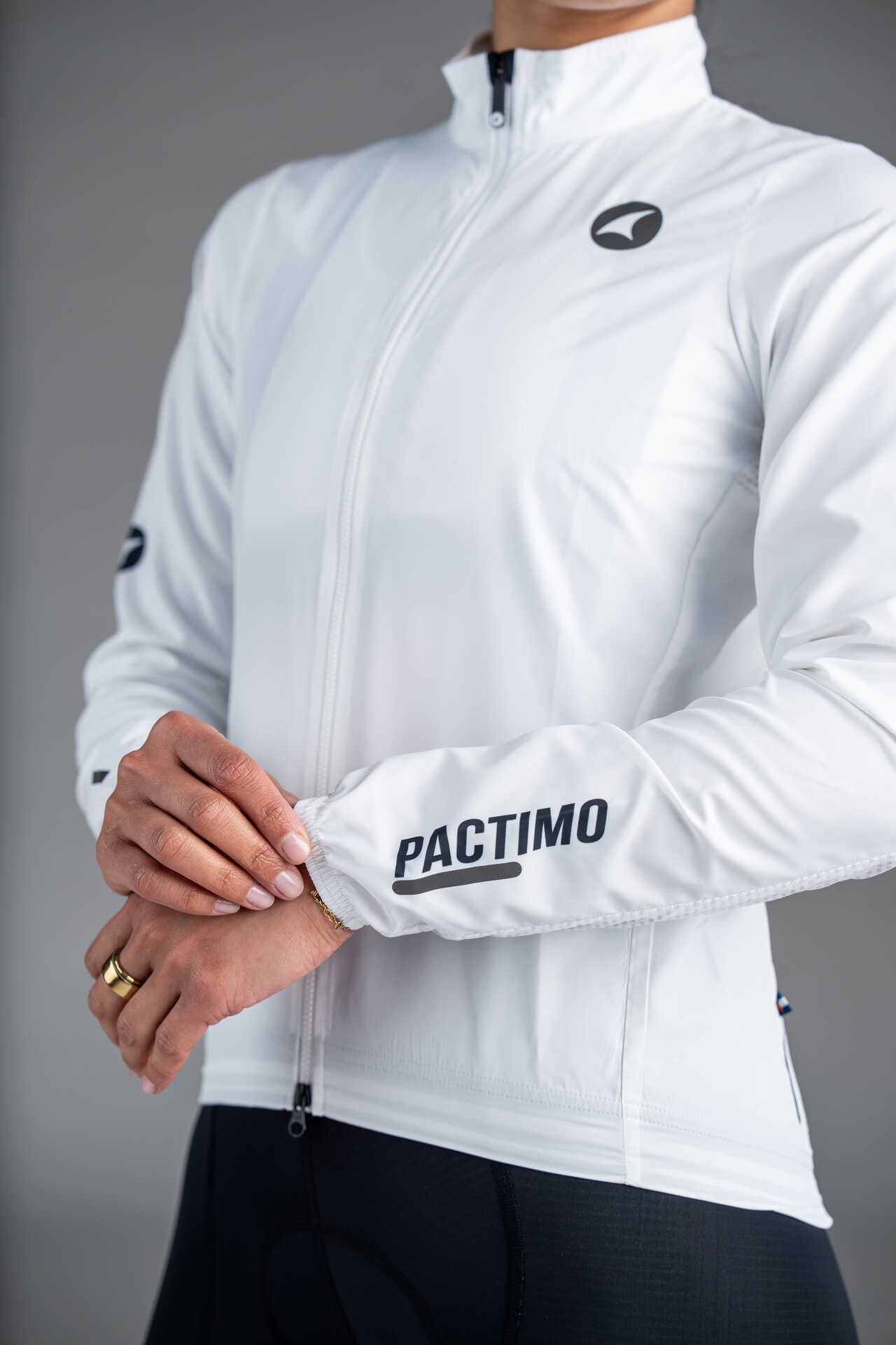 Women's White Packable Cycling Wind Jacket - Sleeves
