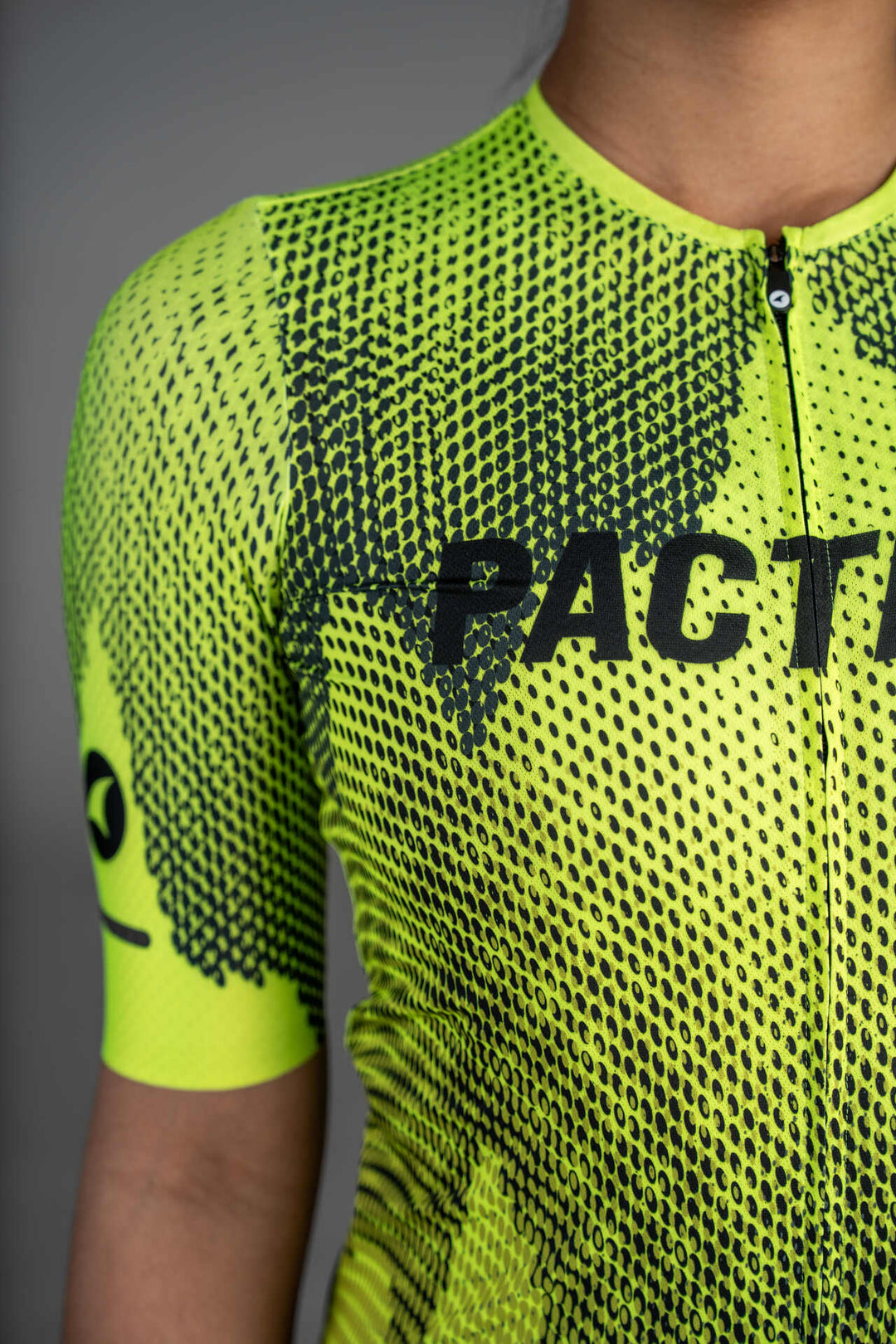 Women's Black and High-Viz Yellow Summit Aero Cycling Jersey - Front Close-Up