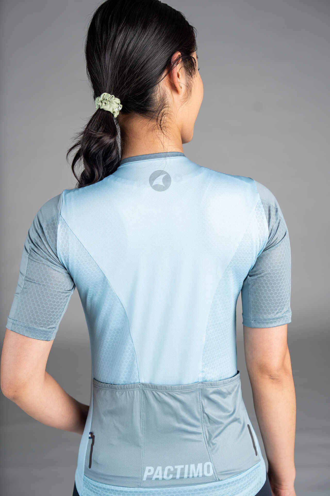 Women's Light Blue Summit Cycling Jersey - Back Pockets