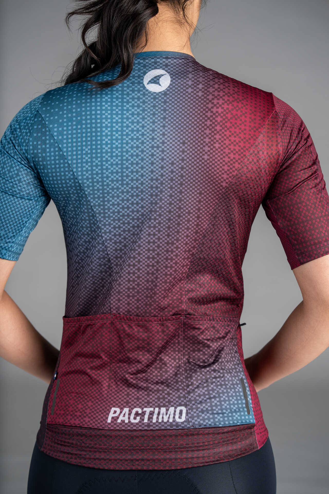 Women's Burgundy and Blue Summit Cycling Jersey - Back Pockets