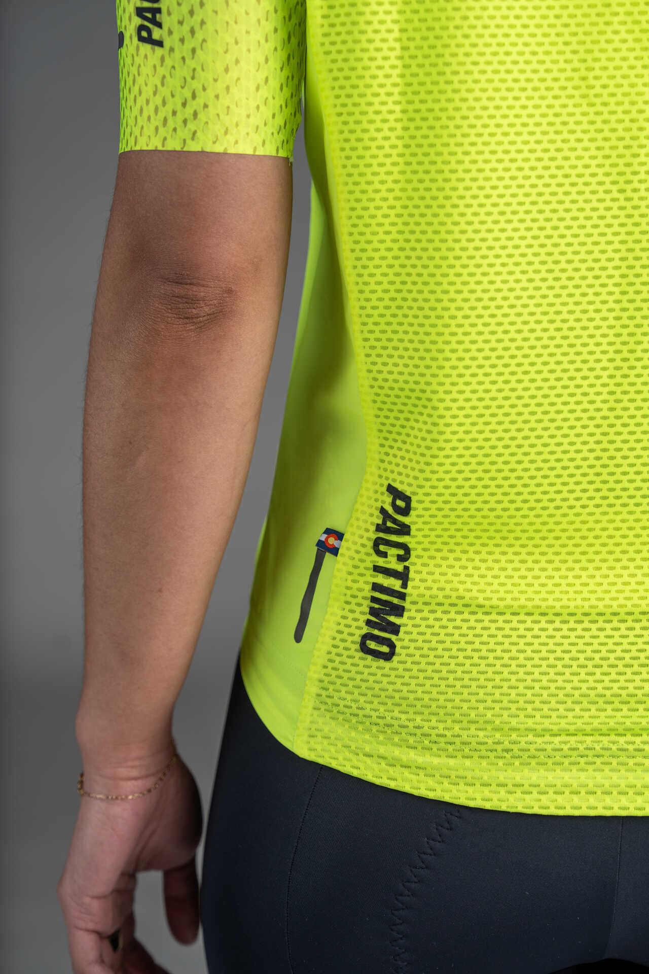 Women's High-Viz Yellow Packable Cycling Wind Vest - Mesh Fabric Close-Up