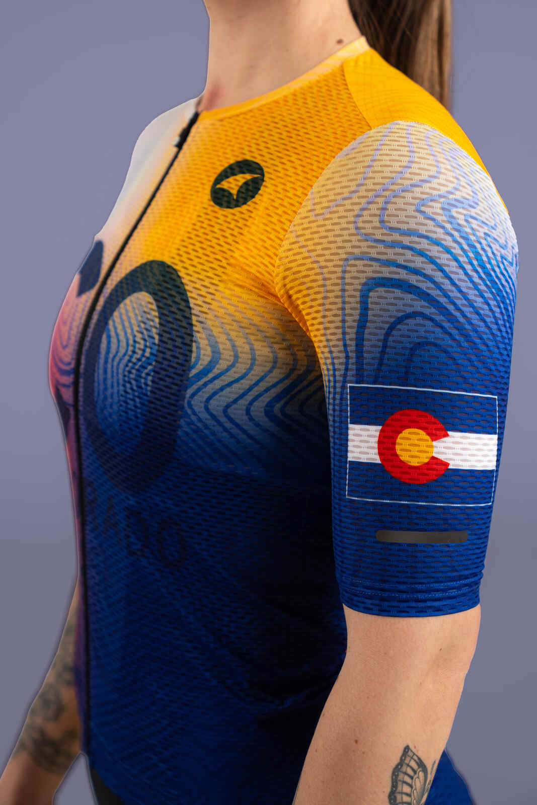 Women's Colorado Flag Mesh Cycling Jersey - Sleeve Close-Up