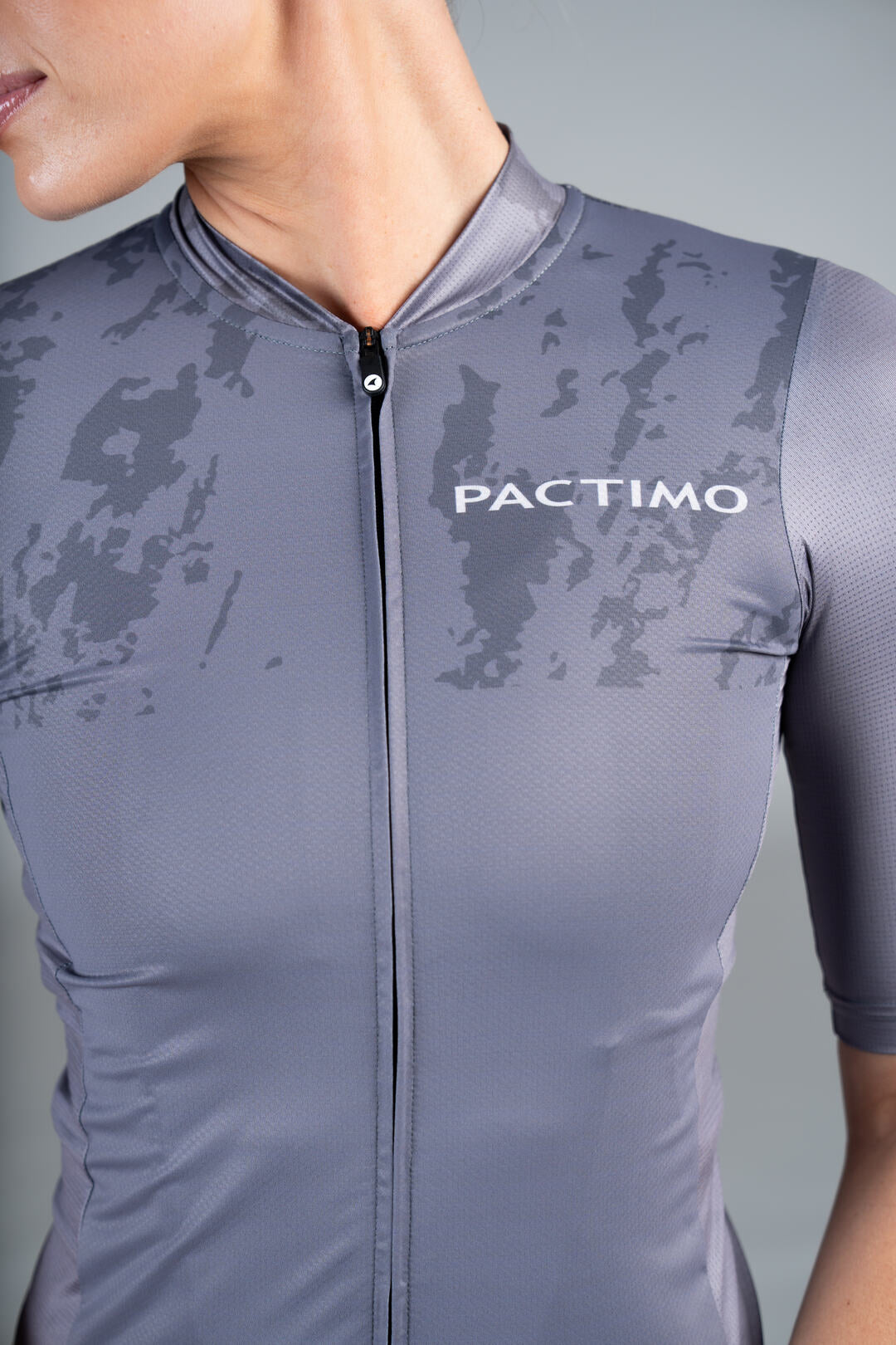Women's Grey Ascent Aero Cycling Jersey - Front Zipper