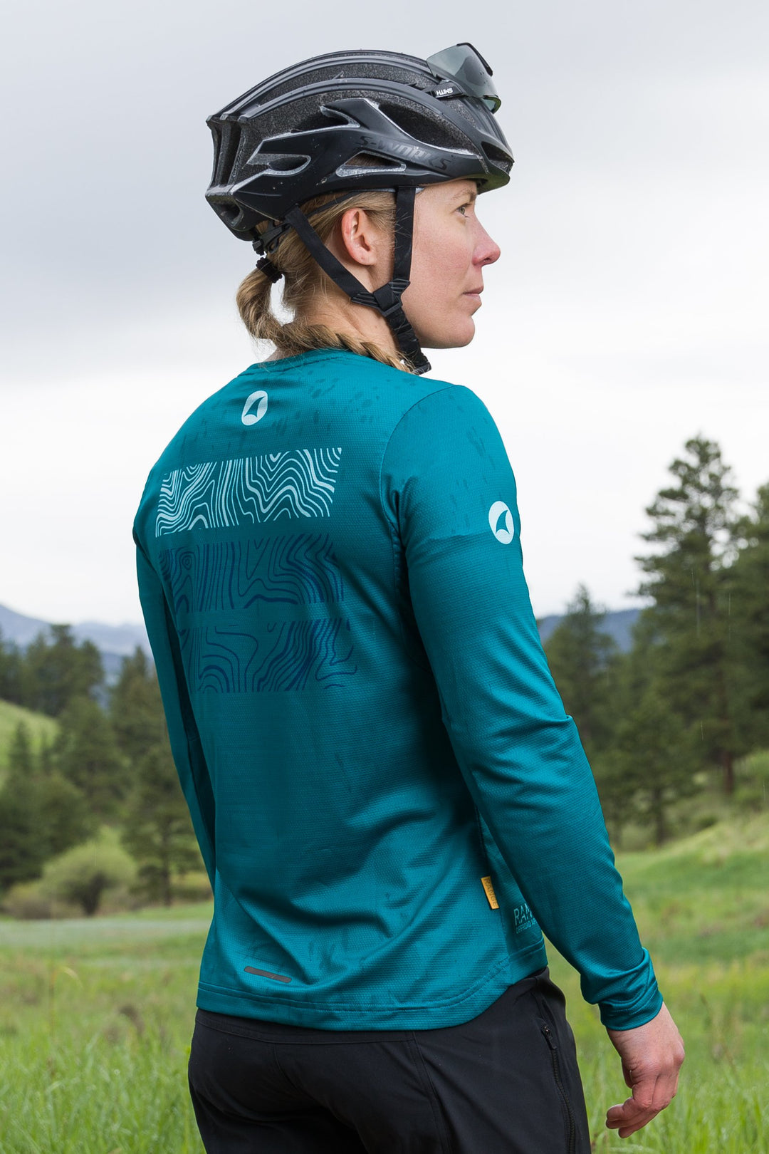 Women's Teal Long Sleeve Mountain Bike Jersey - Back Side View