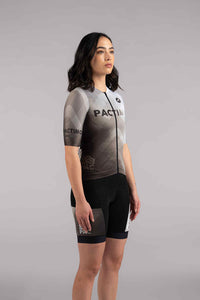 Women's PAC Cargo Bib Shorts - Mono Fade Front View