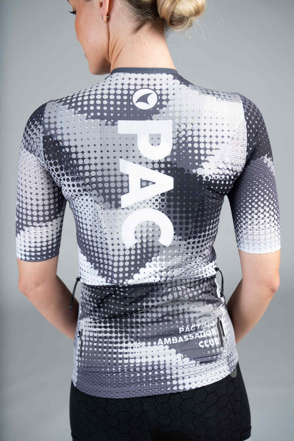 Women's PAC Aero Cargo Mesh Cycling Jersey - Granite Back Close-Up