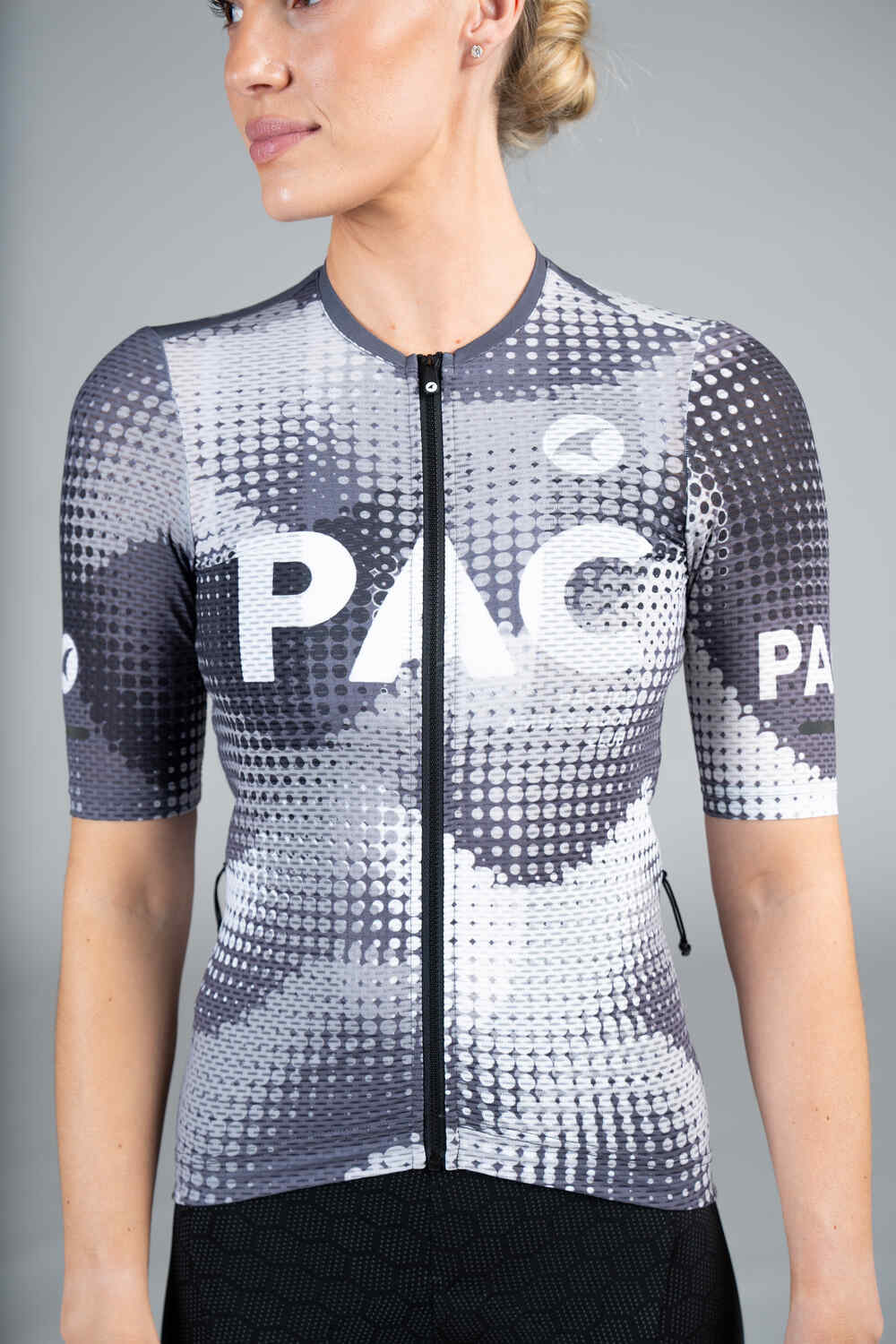 Women's PAC Aero Cargo Mesh Cycling Jersey - Granite Front Close-Up