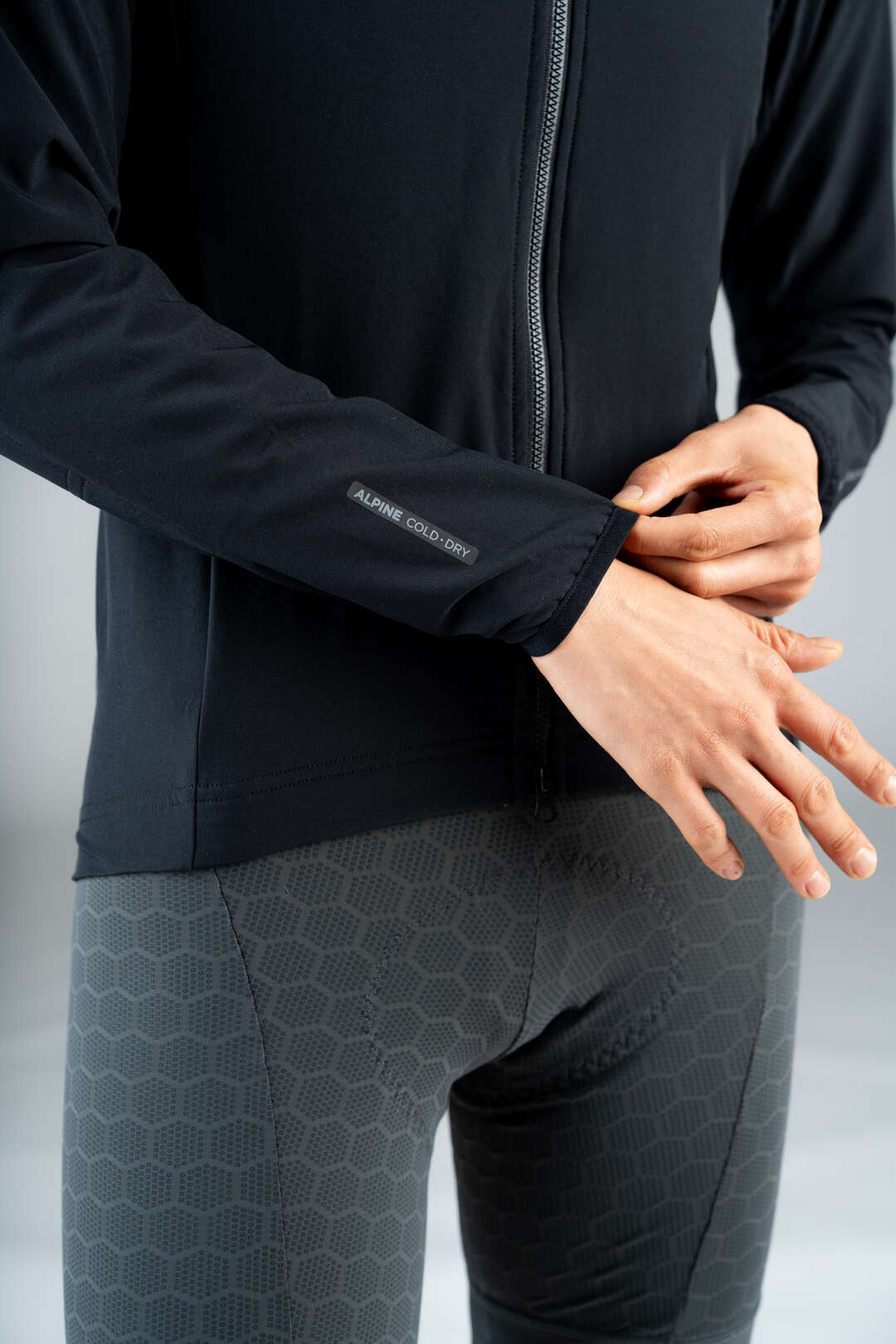 Women's Black Thermal Cycling Jacket - Sleeve