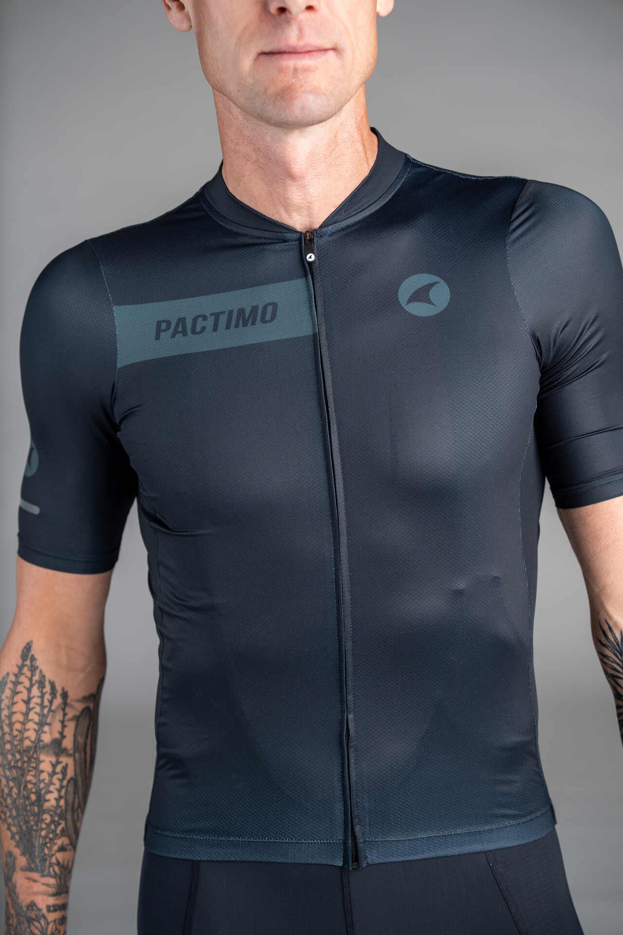 Men's Black Ascent Aero Cycling Jersey - Front Close-Up