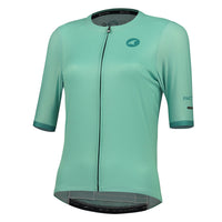 Traditional Fit Women's Cycling Summit Jersey in Classic Design