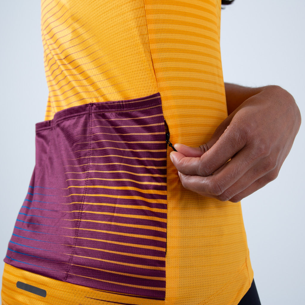 Womens Bike Jersey Convergence Design Back Pocket Details #color_mango
