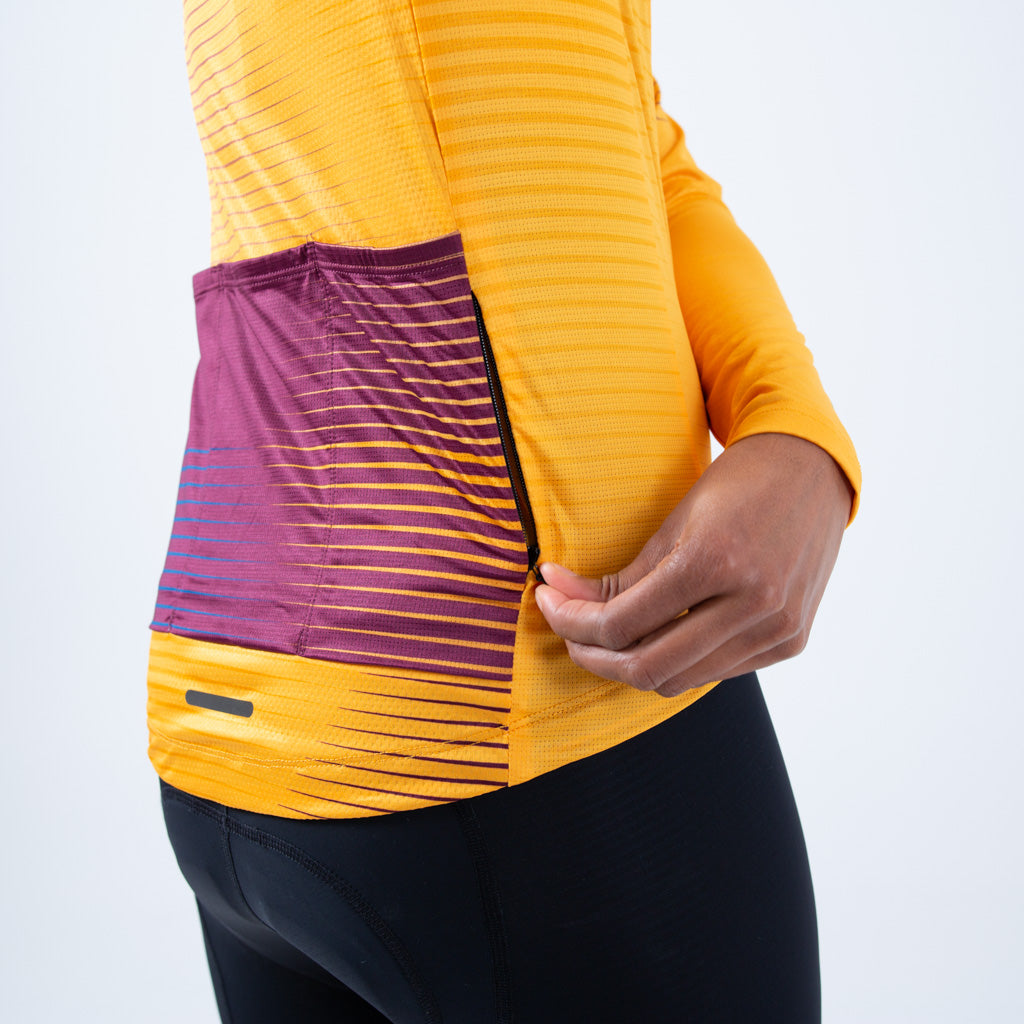 Women's Long Sleeve Cycling Jersey Convergence Design - Back Valuables Pocket Detail #color_mango