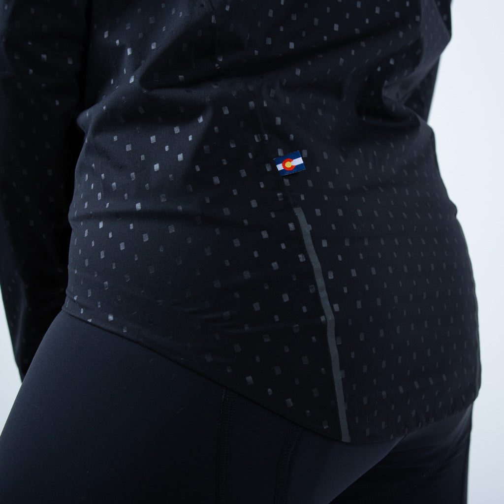  Breathable Waterproof Cycling Jacket For Women - Drop Tail Detail #color_black