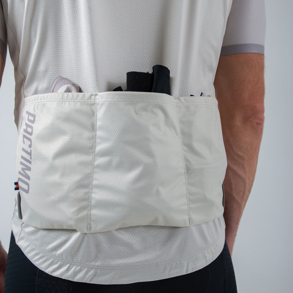 Men's Cool Weather Cycling Vest With Pockets Details #color_dune