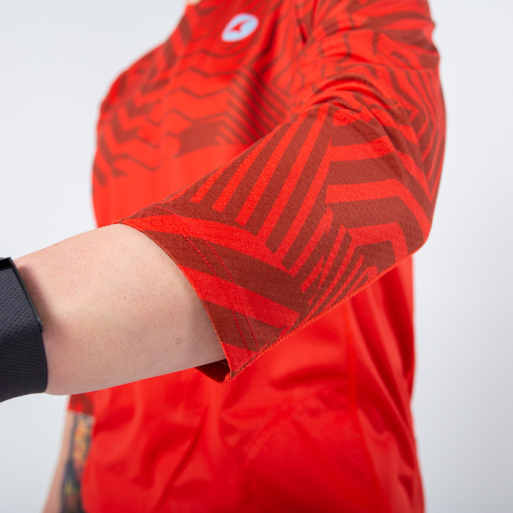 Mens Mountain Bike Jersey - Sleeve Detail Terrain #color_garnet