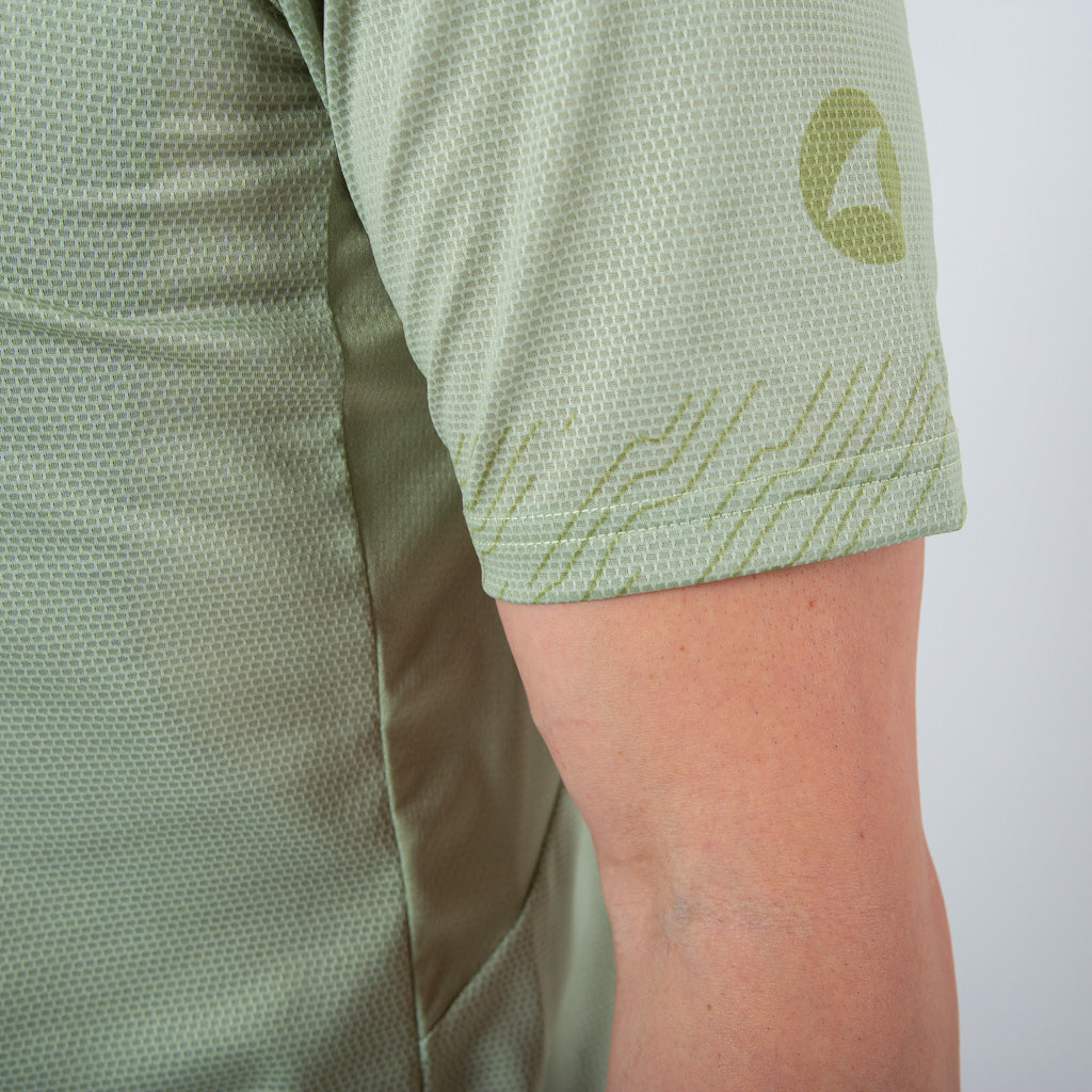 Best MTB Jersey for Men - sleeve detail #color_sage