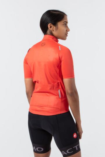 Women's Water-Repelling Cycling Jersey On Body Back Right #color_garnet