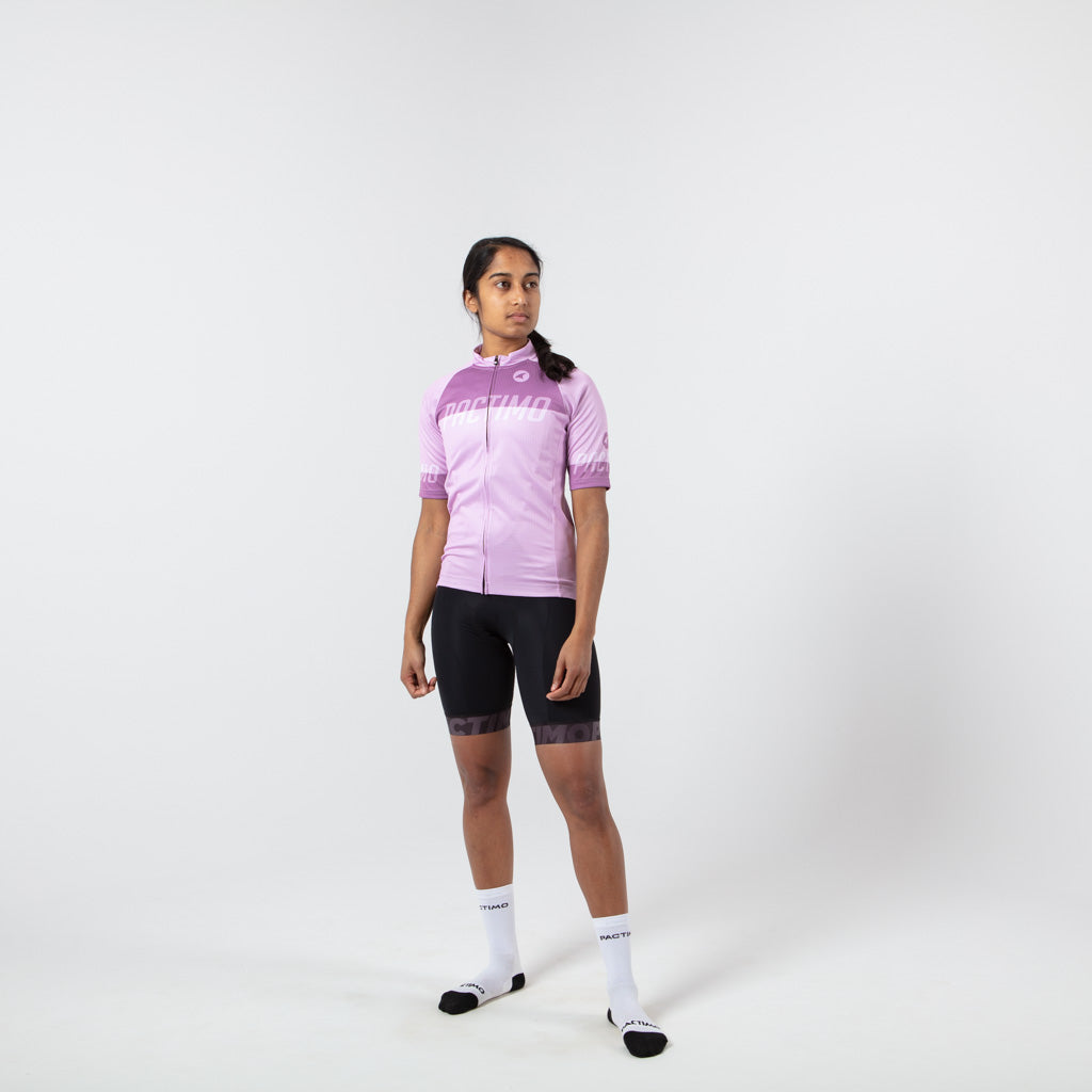 Loose Fit Cycling Jersey for Women on body Front View #color_lilac