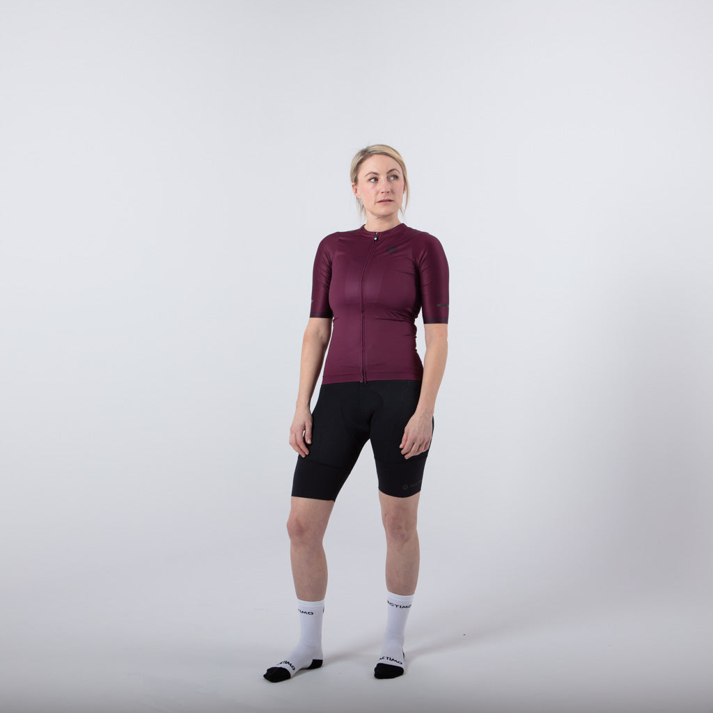 Best Cycling Jerseys for Women On Body Front #color_mulberry
