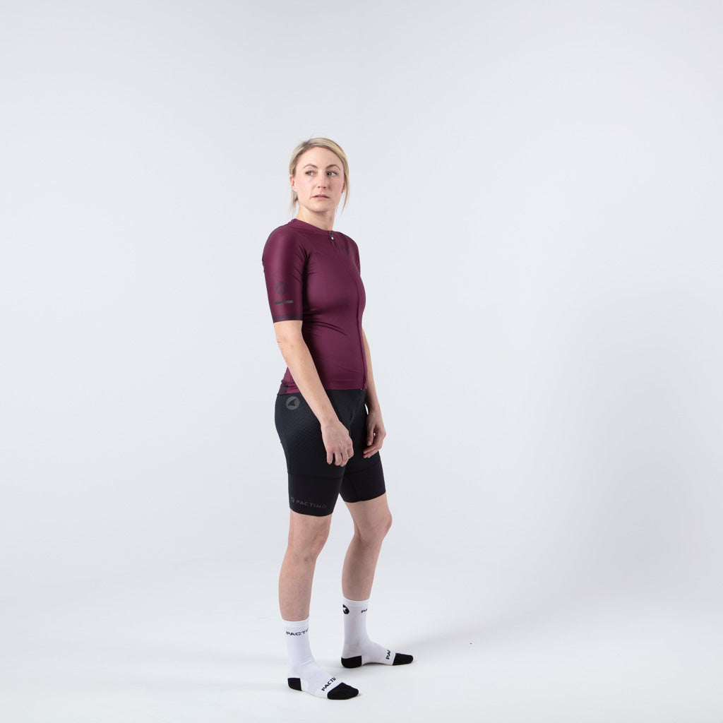 Best Cycling Jerseys for Women On Body Right Side #color_mulberry