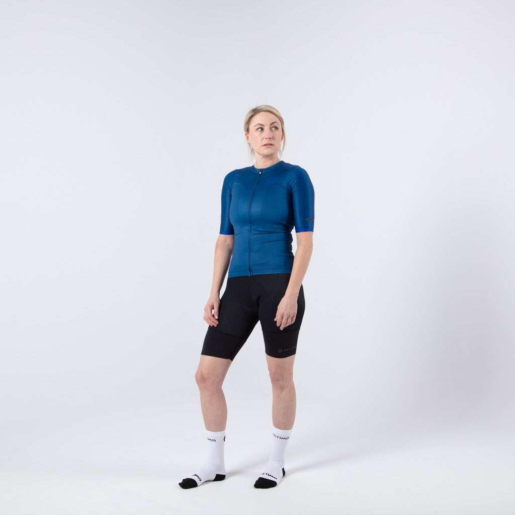 Best Cycling Jerseys for Women On Body Front #color_navy