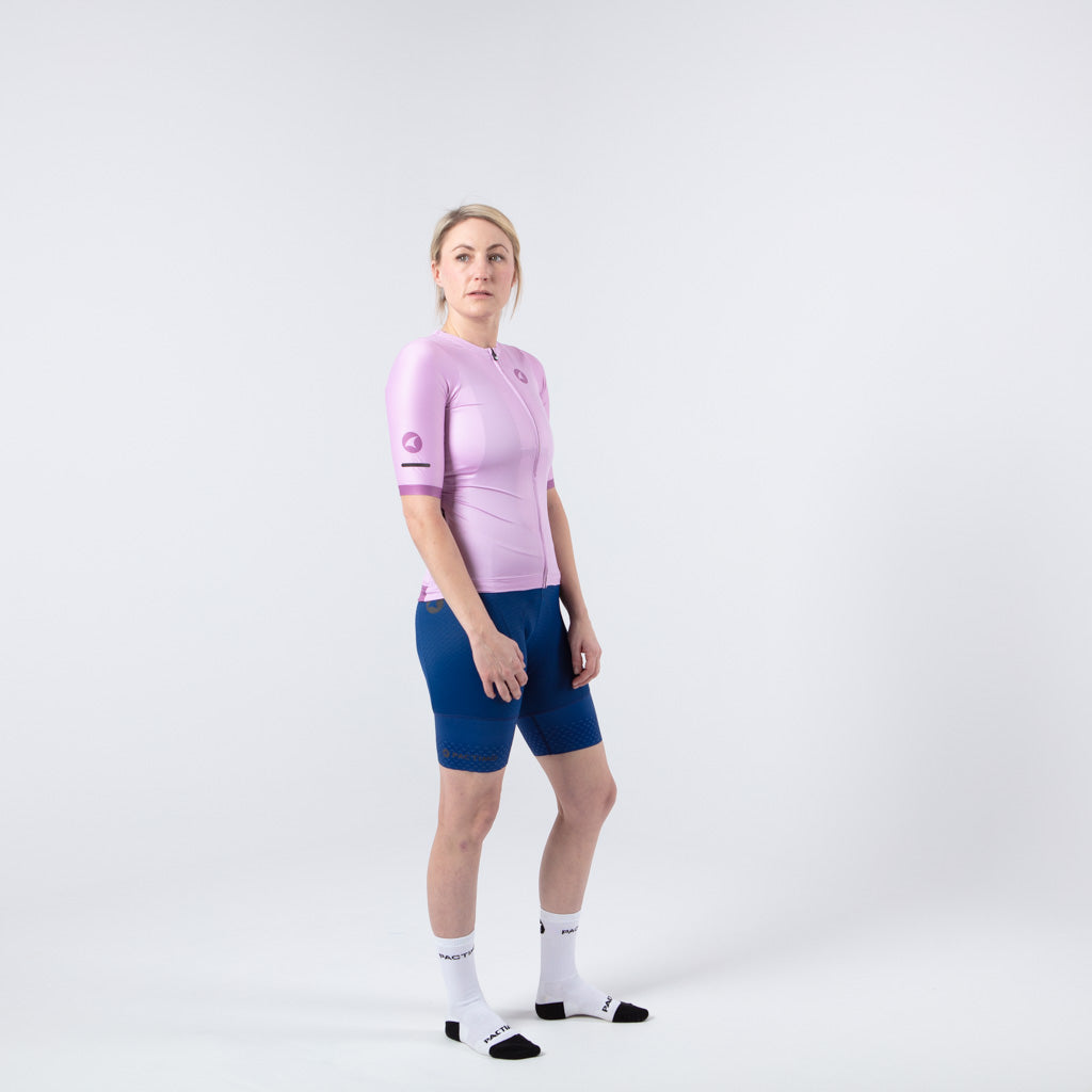 Best Cycling Jerseys for Women On Body Right Side #color_lilac