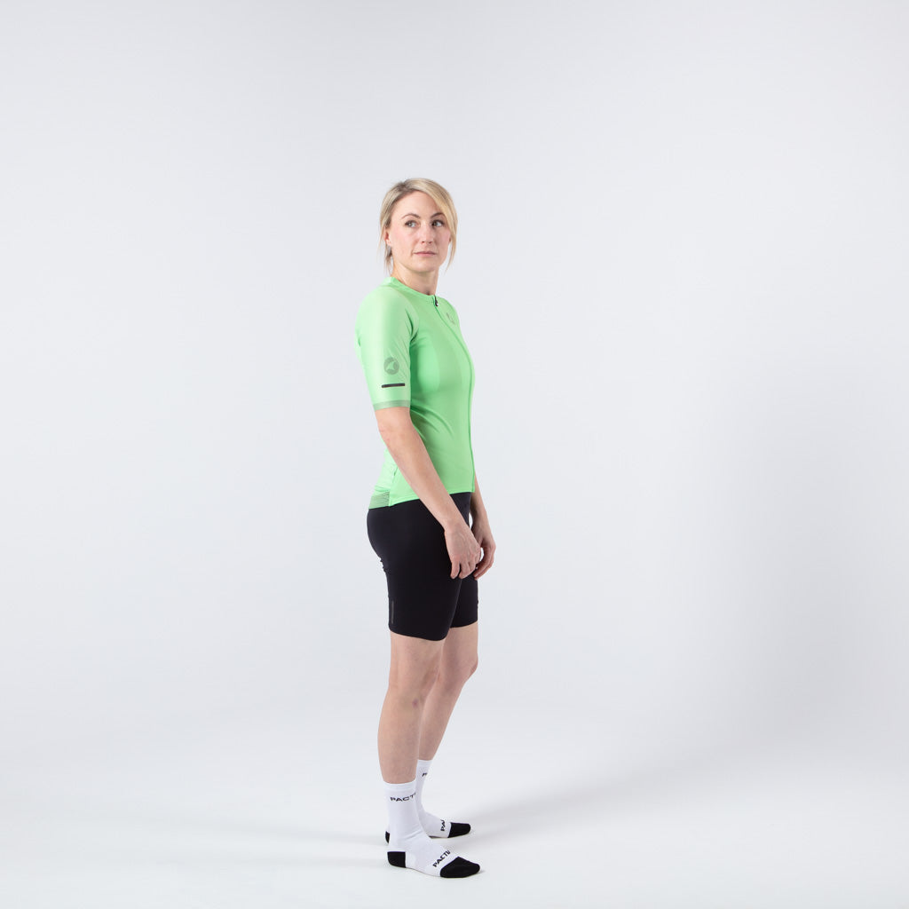 High Quality Women's Cycling Jersey On Body Right Side #color_washed-lime