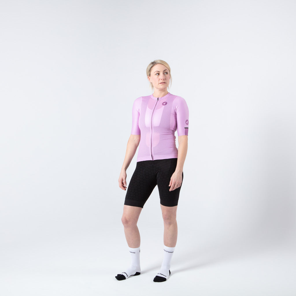 Lightweight Mesh Cycling Jersey for Women On Body Front View #color_lilac