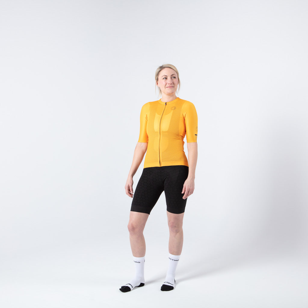 Lightweight Mesh Cycling Jersey for Women On Body Front View #color_mango