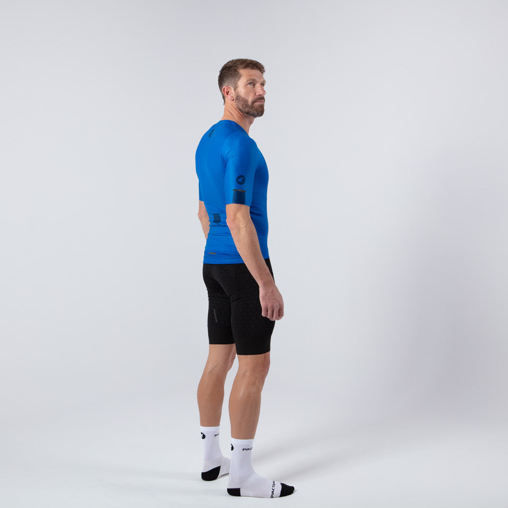 Lightweight Mesh Cycling Jersey for Men On Body Right View #color_blue