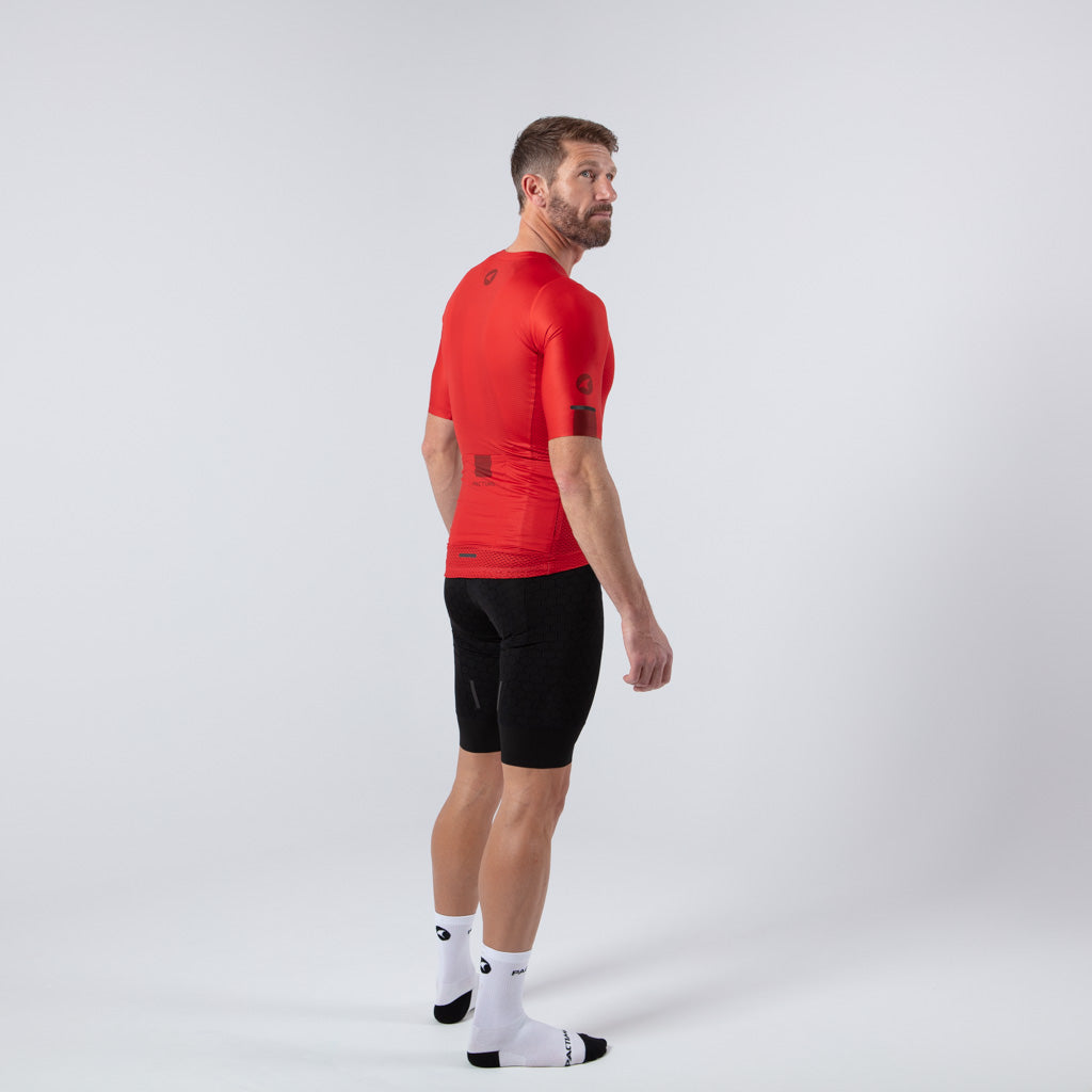 Lightweight Mesh Cycling Jersey for Men On Body Right View #color_garnet