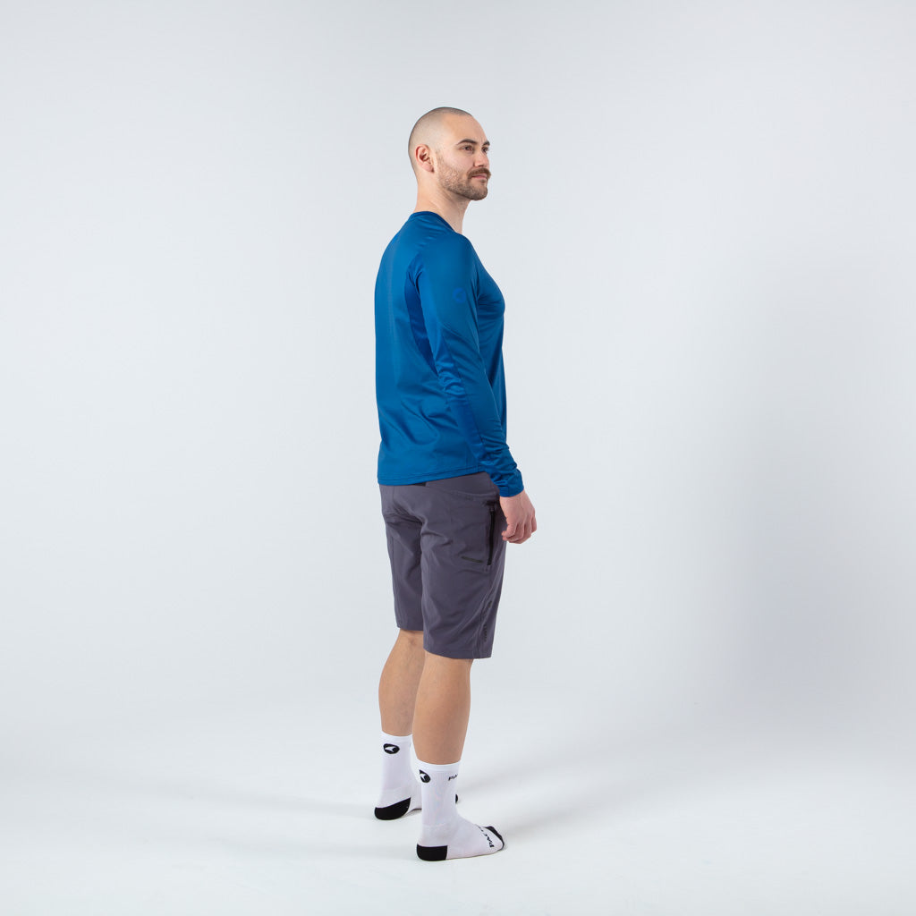 Men's Long Sleeve Mountain Bike Jerseys - on body Right View #color_navy