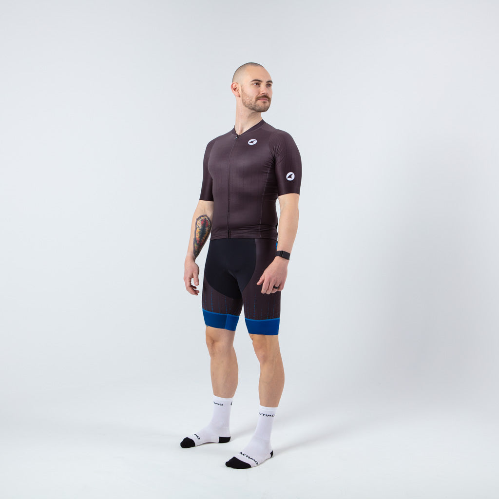 Best Triathlon Tops for Men - on body Front View #color_charcoal