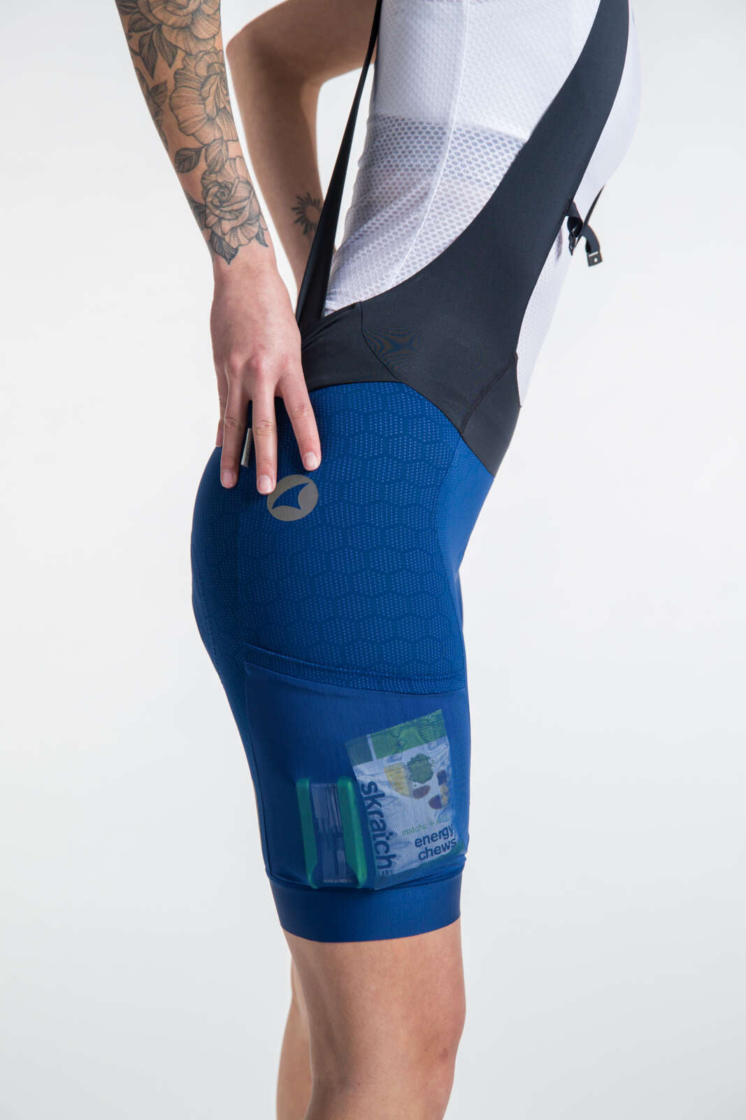 Women's Long Distance Navy Blue Cargo Bib Shorts - Clip & Pit Feature